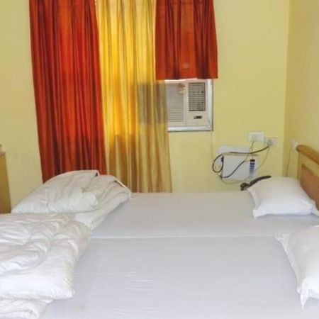Hotel Gharana Gaya Exteriör bild